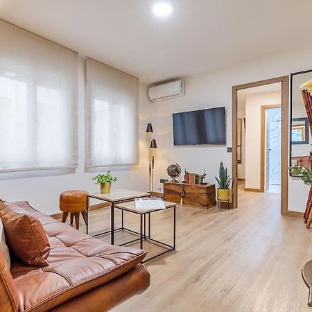 Apartamento Reformado Y Tranquilo Junto A Gran Via マドリード エクステリア 写真